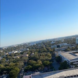 Meet your Posher, Manar